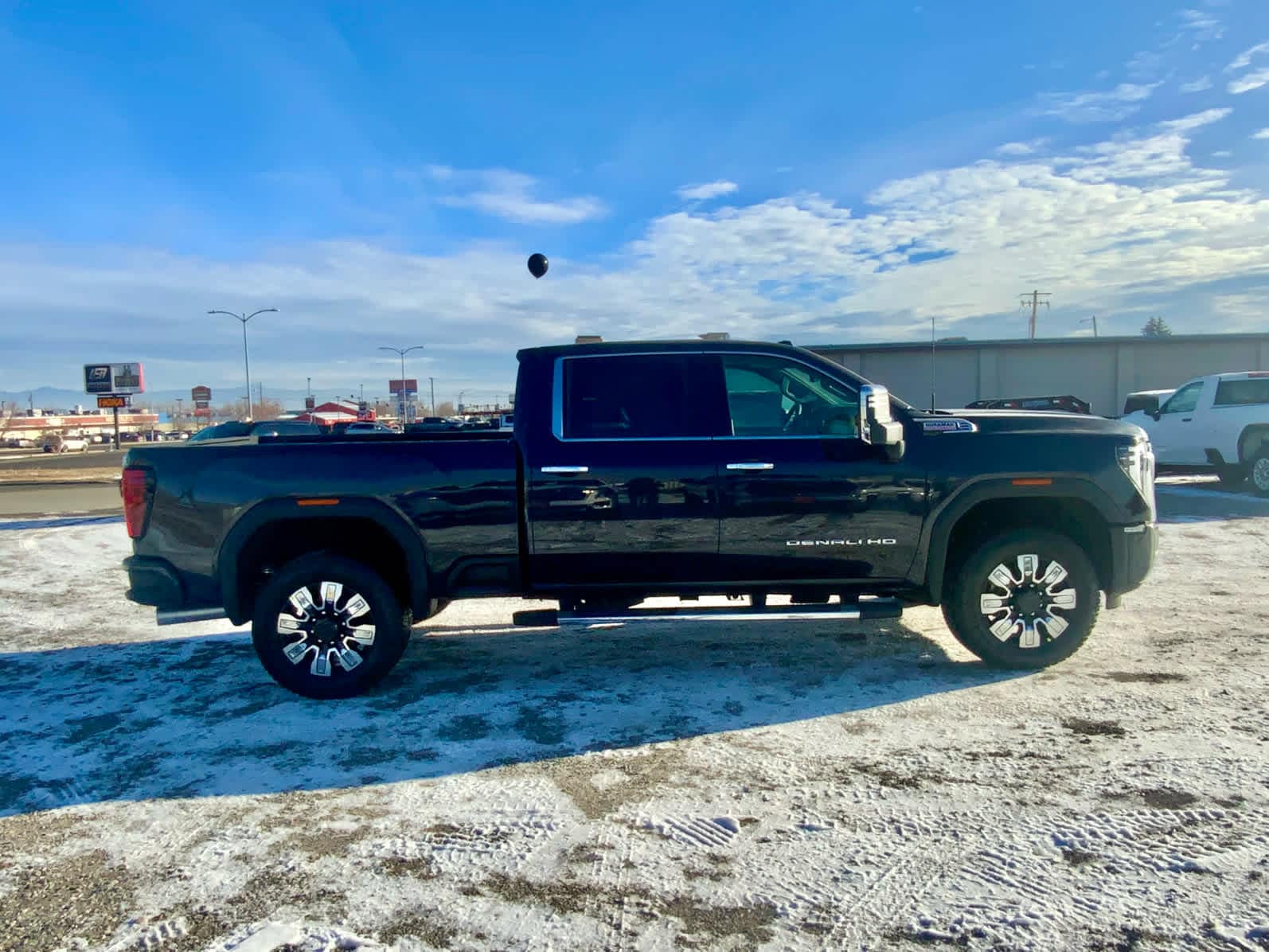 Thumbnail: 2026 GMC Sierra 2500 - 6