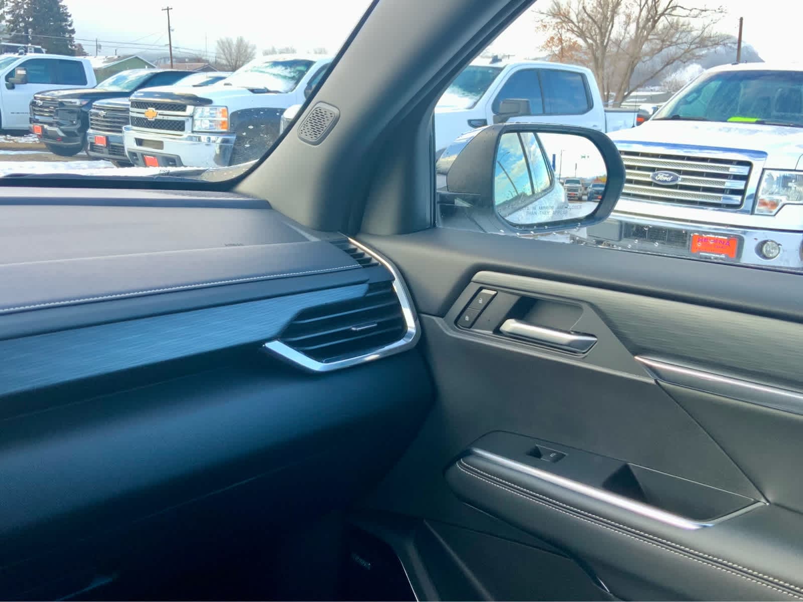 Thumbnail: 2026 GMC Acadia - 40