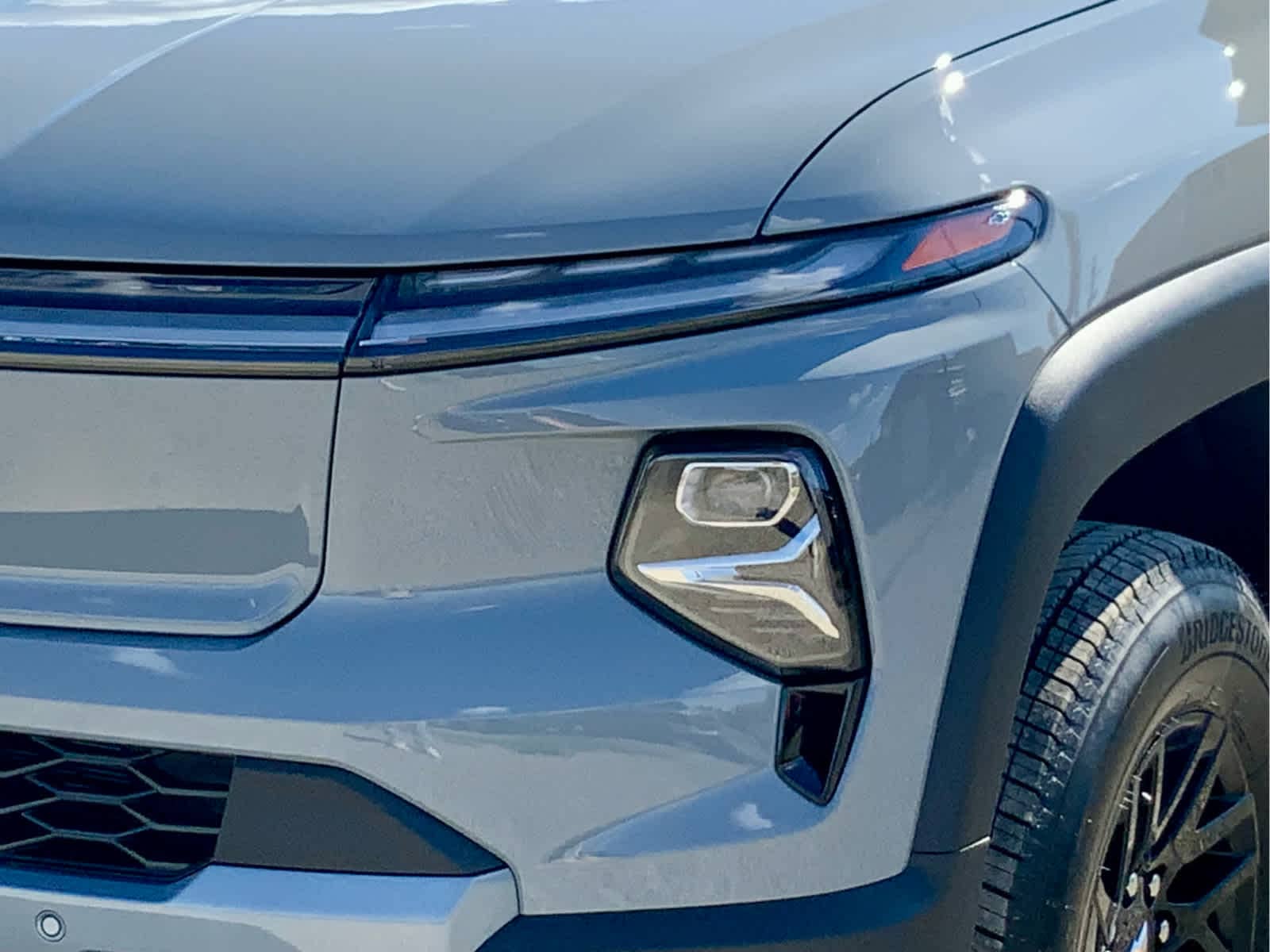 Thumbnail: 2026 Chevrolet Silverado EV - 17