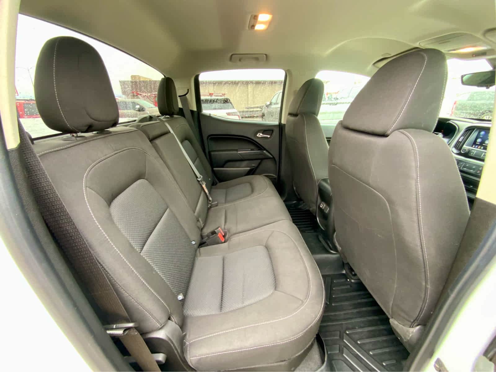 Thumbnail: 2020 Chevrolet Colorado - 28