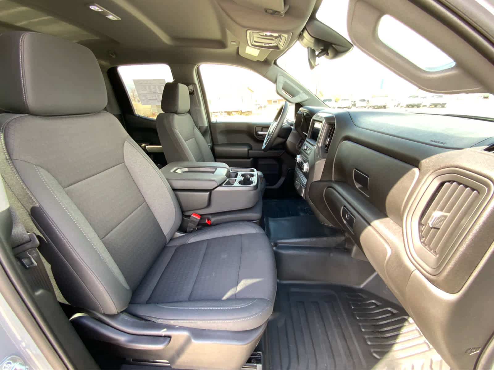 Thumbnail: 2025 GMC Sierra 1500 - 27