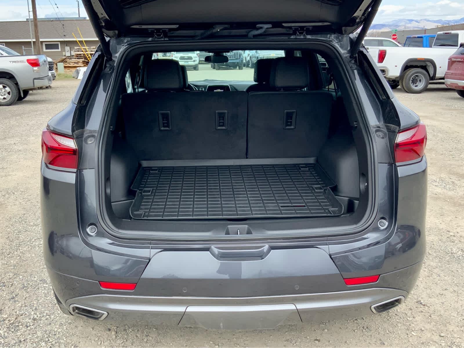 Thumbnail: 2022 Chevrolet Blazer - 21