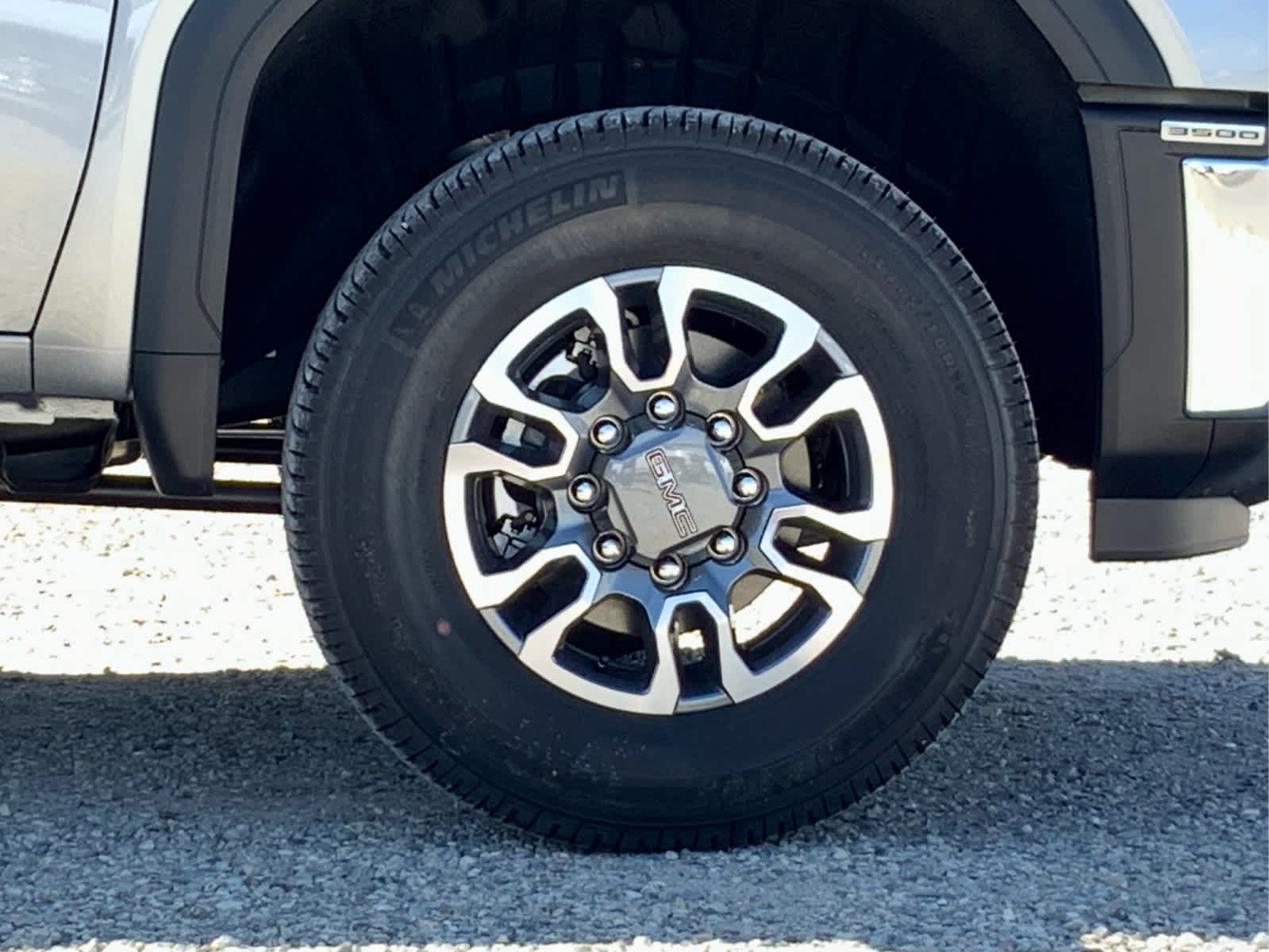 Thumbnail: 2025 GMC Sierra 3500 - 22