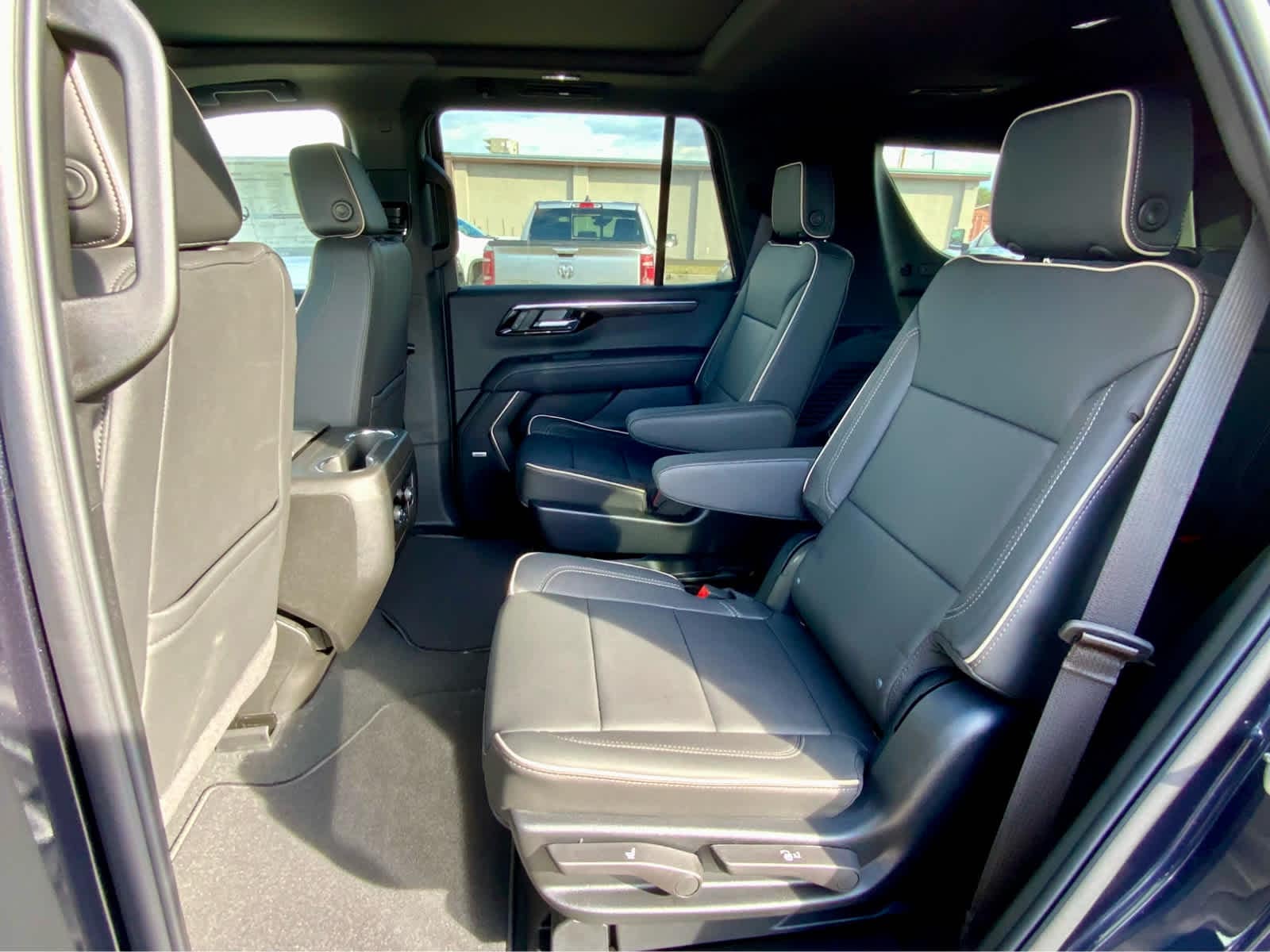 Thumbnail: 2026 Chevrolet Tahoe - 28