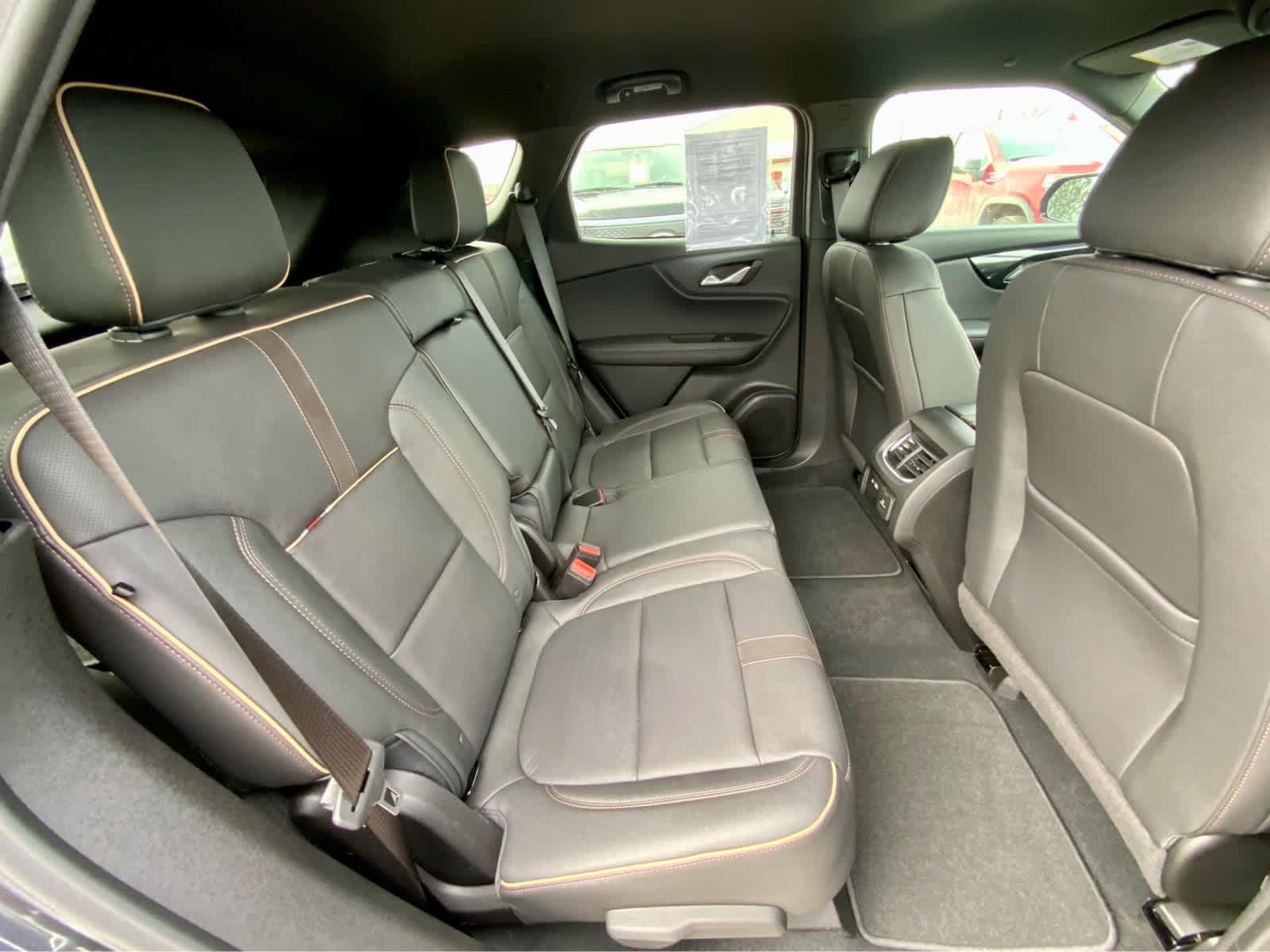 Thumbnail: 2022 Chevrolet Blazer - 25