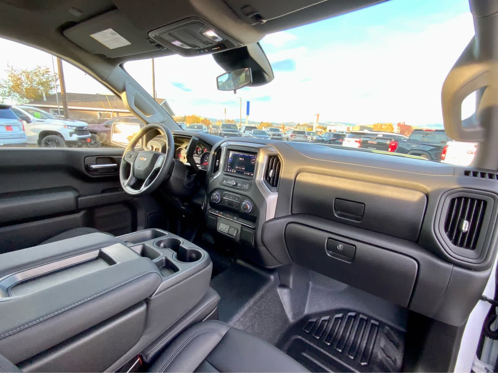 Thumbnail: 2026 Chevrolet Silverado 1500 - 30