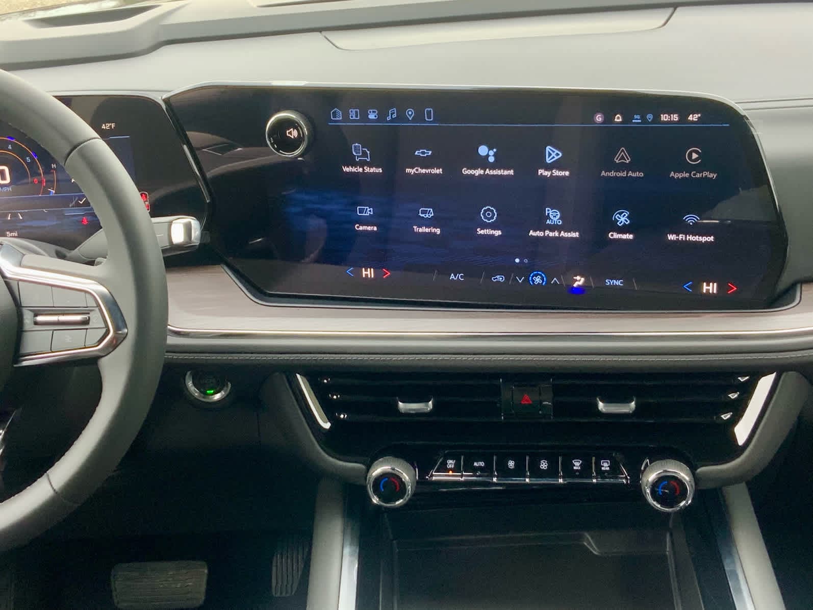 Thumbnail: 2026 Chevrolet Suburban - 42