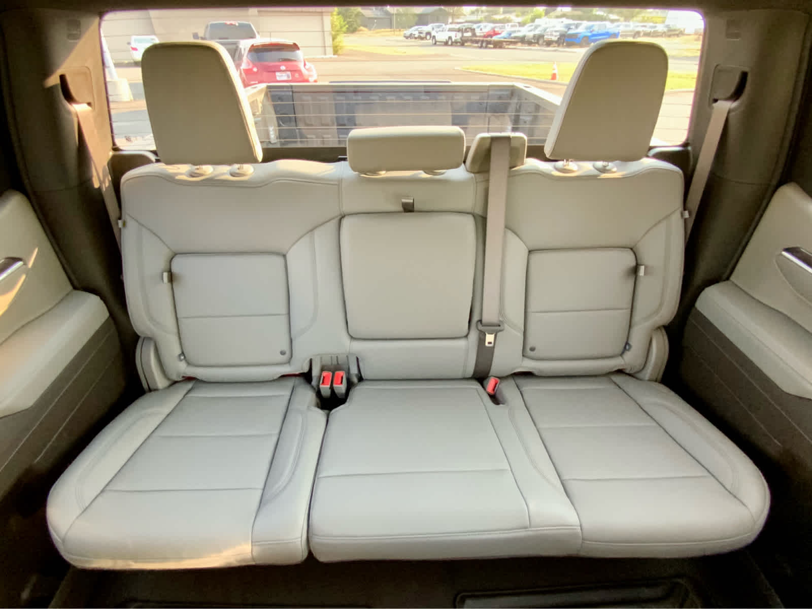 Thumbnail: 2026 Chevrolet Silverado 1500 - 34