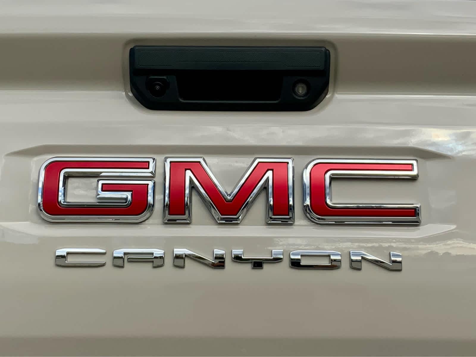Thumbnail: 2026 GMC Canyon - 26