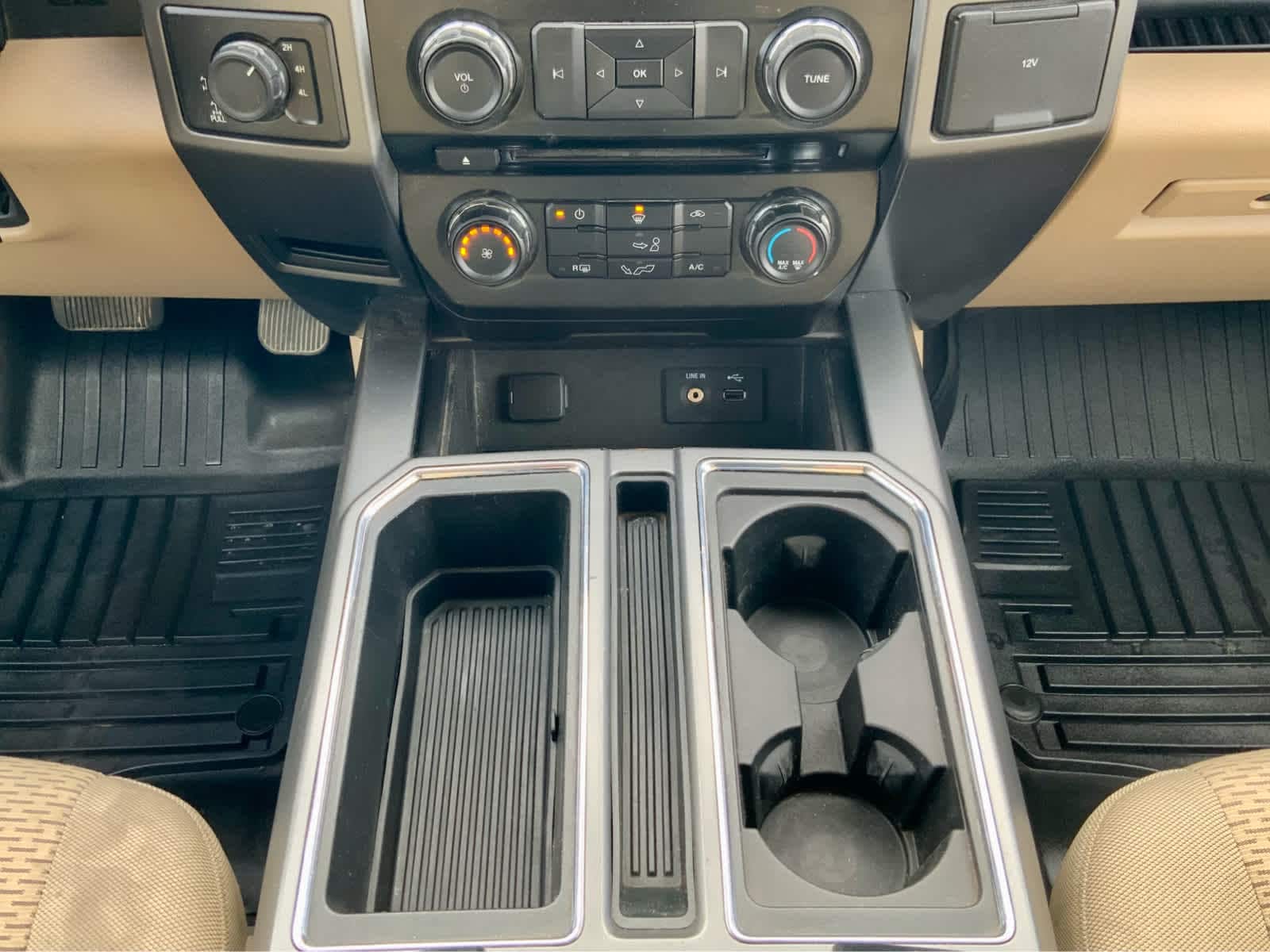 Thumbnail: 2015 Ford F-150 - 39