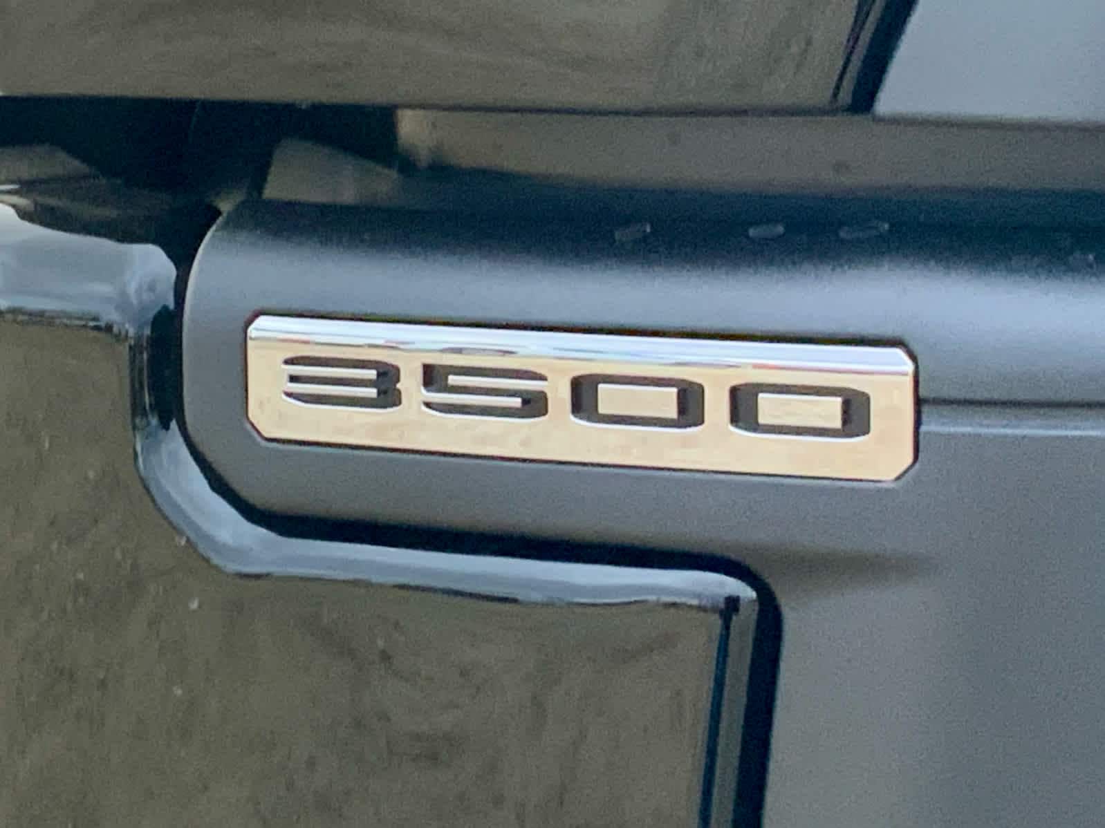 Thumbnail: 2026 GMC Sierra 3500 - 22