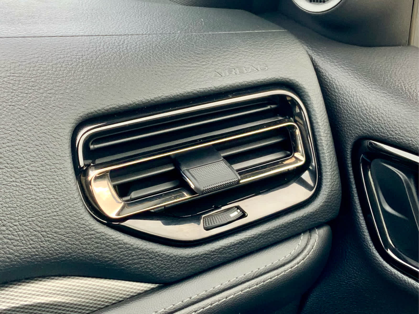 Thumbnail: 2022 Dodge Durango - 46