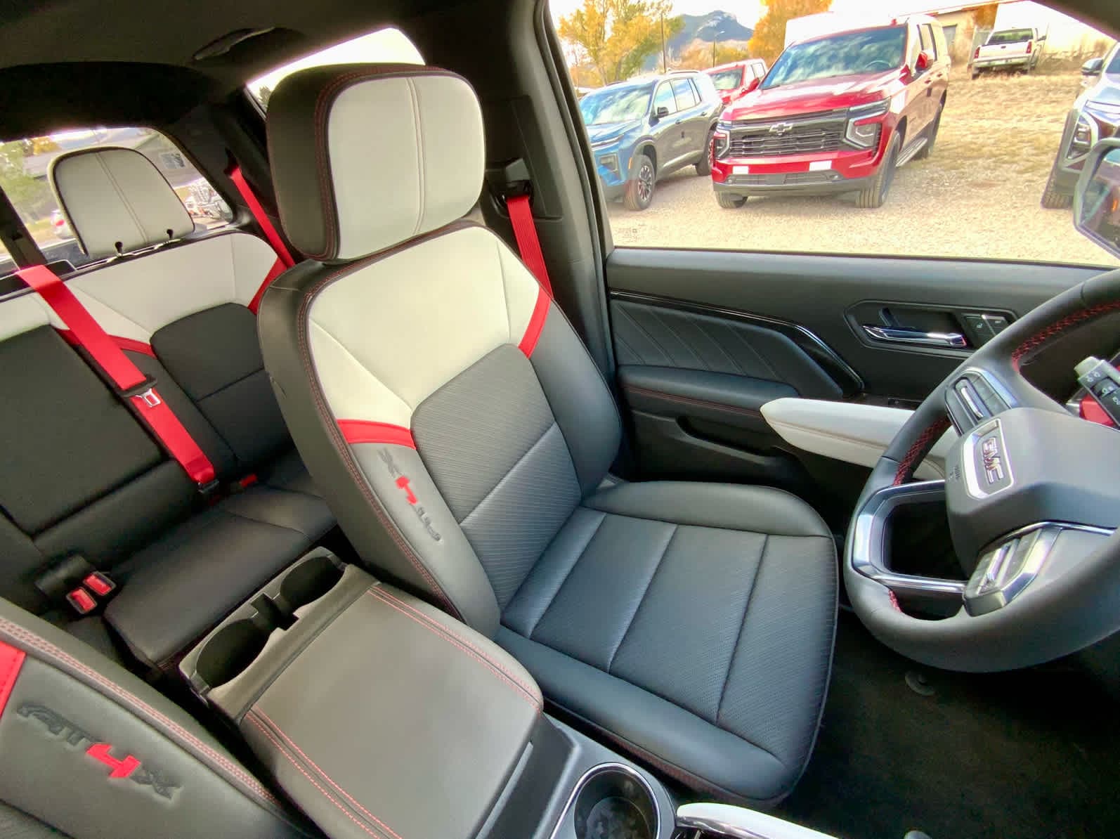 Thumbnail: 2026 GMC Canyon - 33