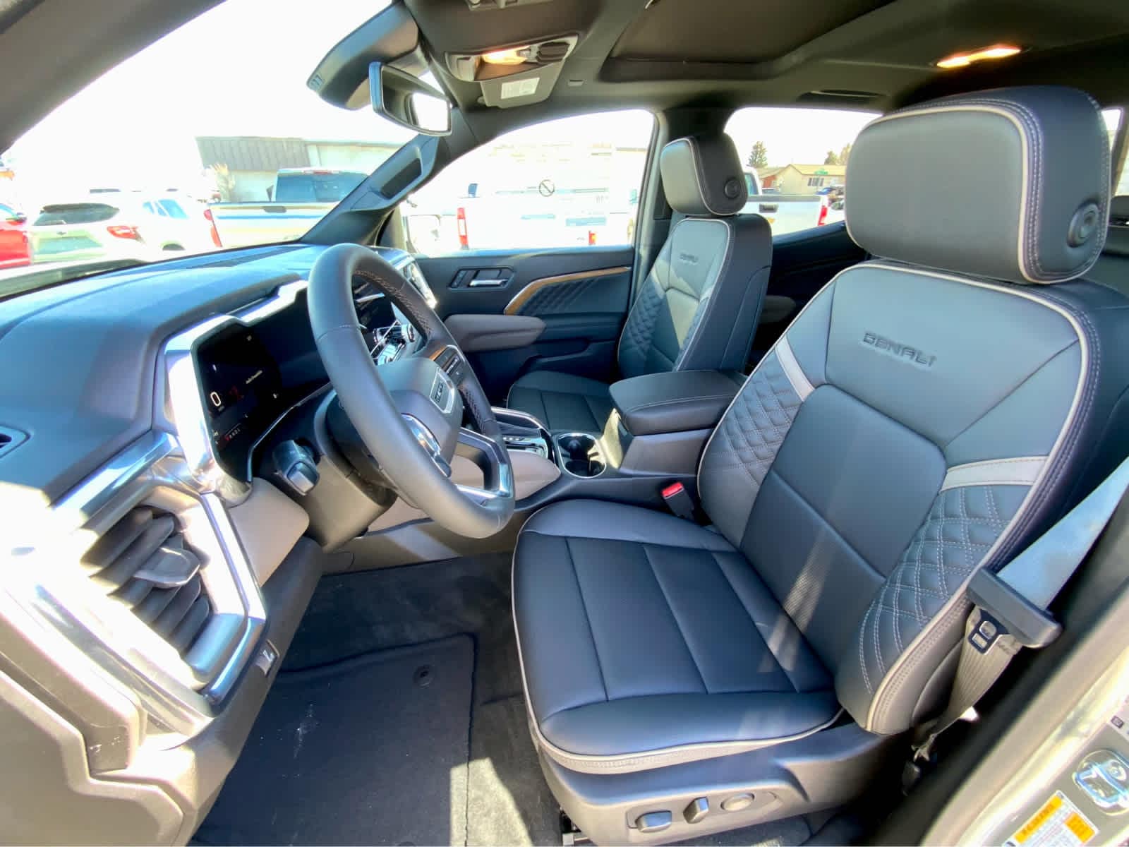 Thumbnail: 2026 GMC Canyon - 25