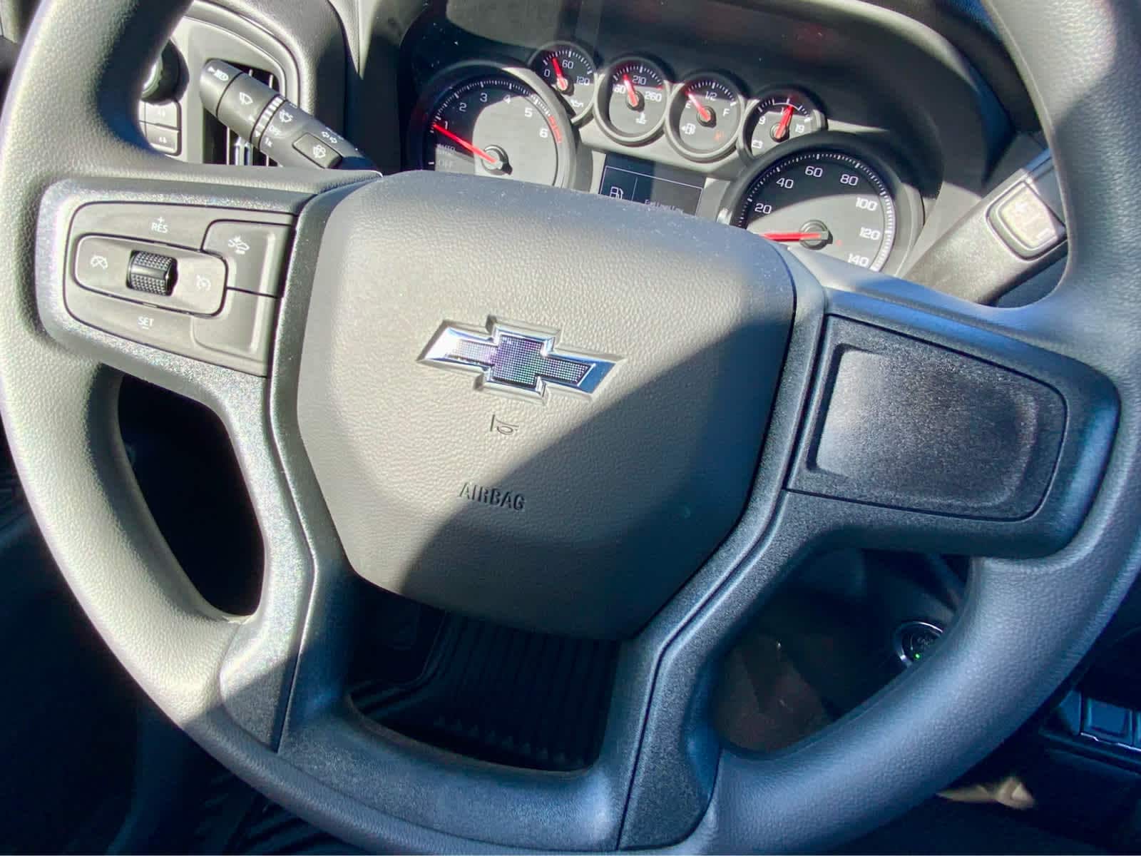 Thumbnail: 2026 Chevrolet Silverado 1500 - 46