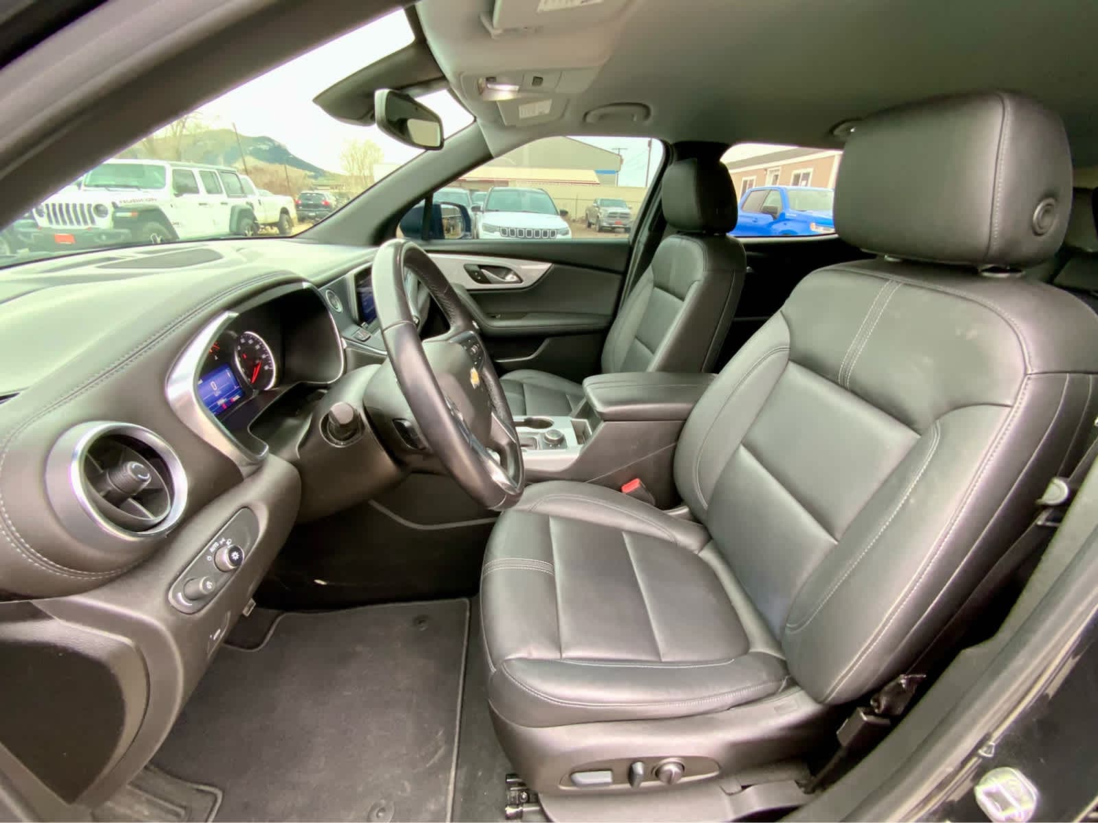 Thumbnail: 2022 Chevrolet Blazer - 24