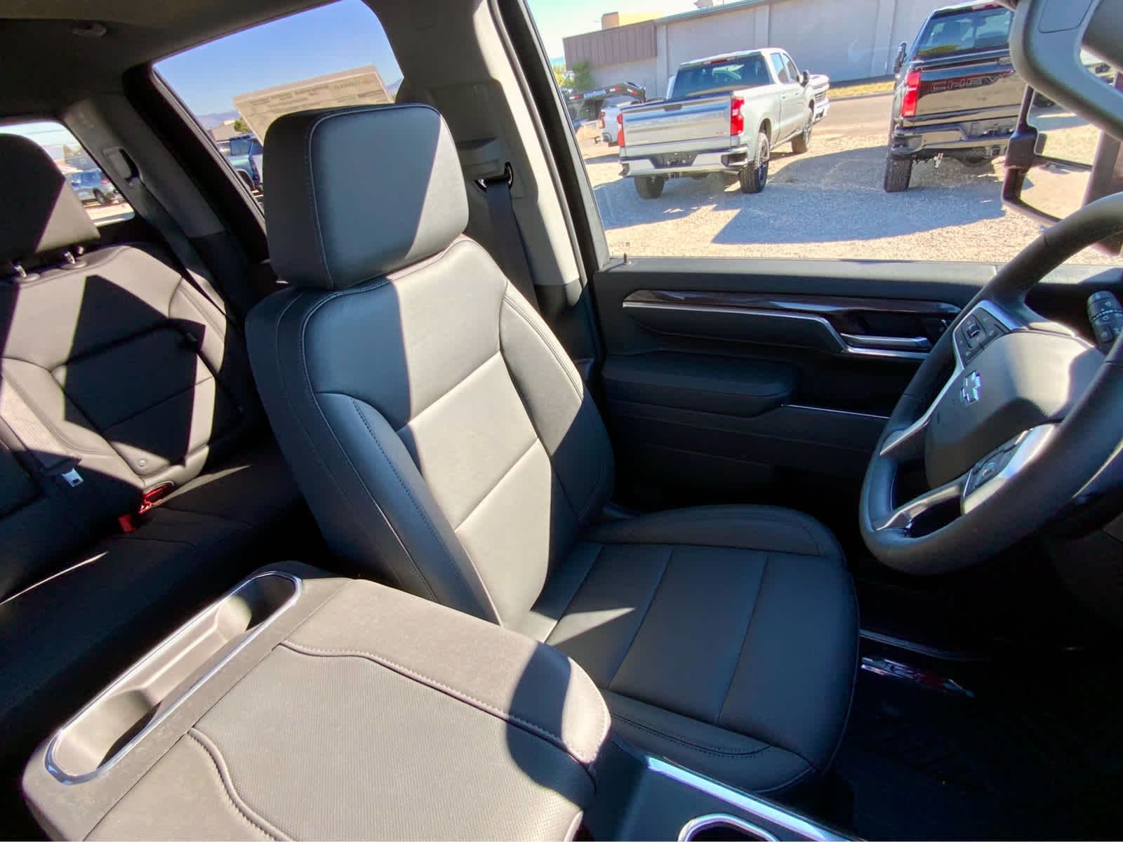 Thumbnail: 2026 Chevrolet Silverado 2500 - 30