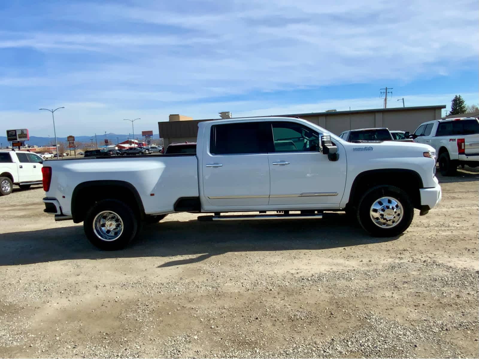 Thumbnail: 2026 Chevrolet Silverado 3500 - 6