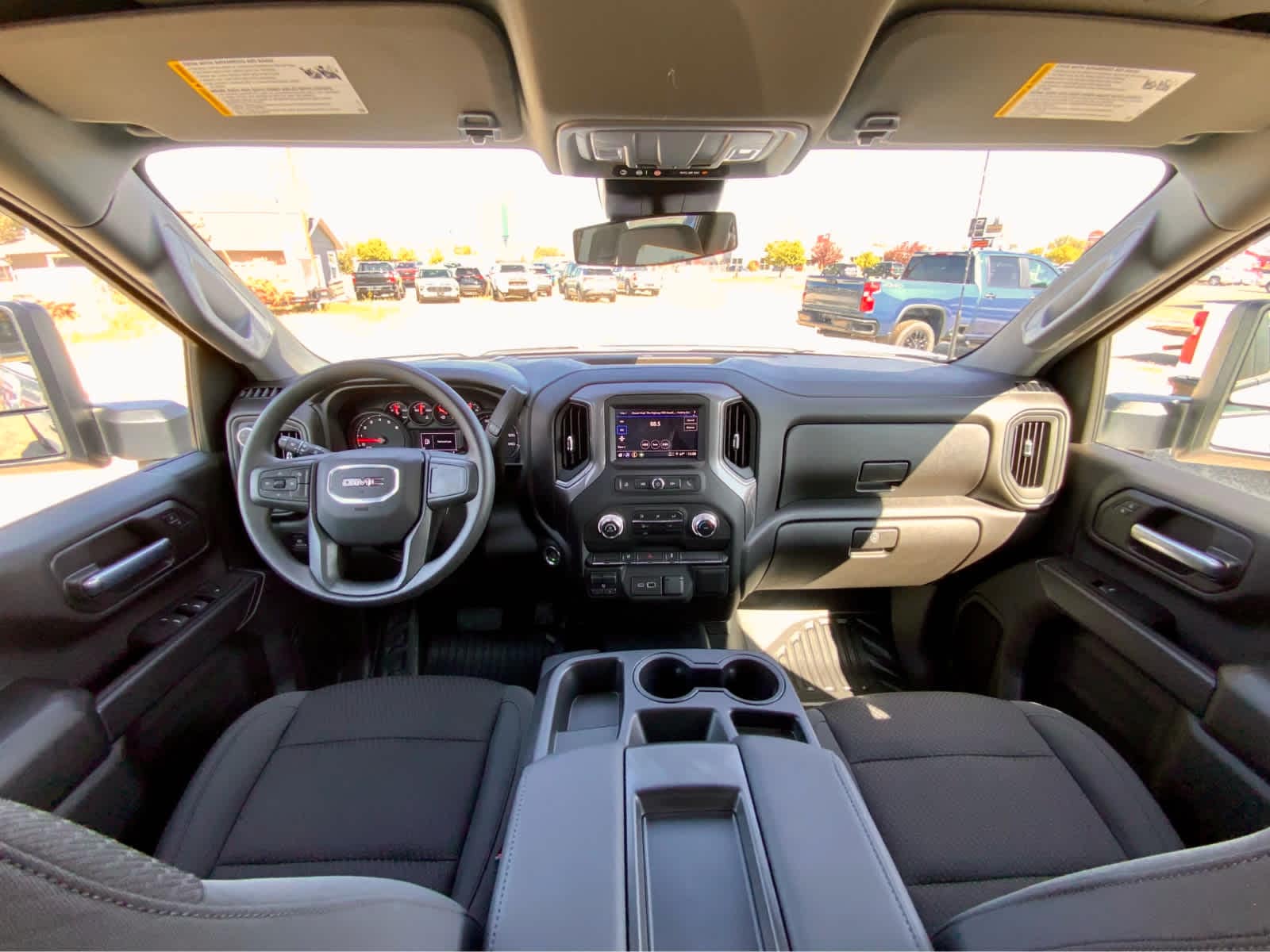 Thumbnail: 2025 GMC Sierra 3500 - 39