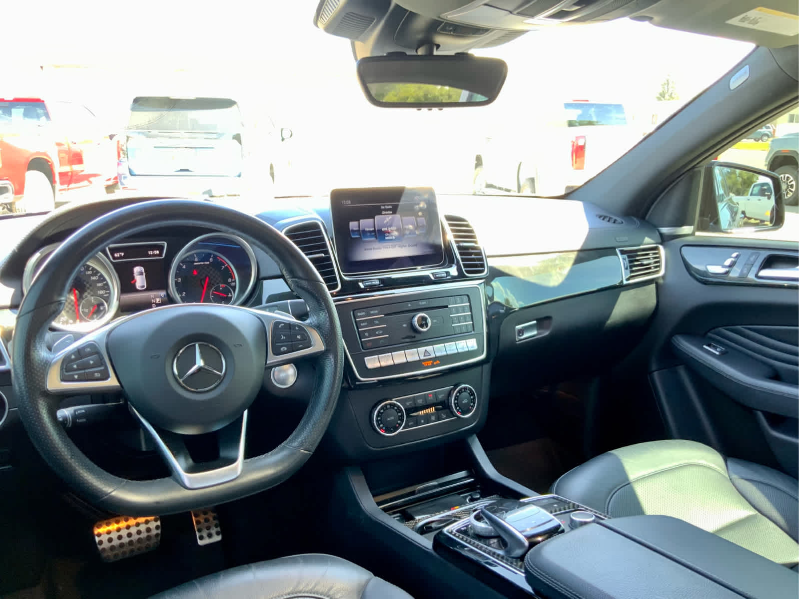 Thumbnail: 2018 Mercedes-Benz GLE - 36