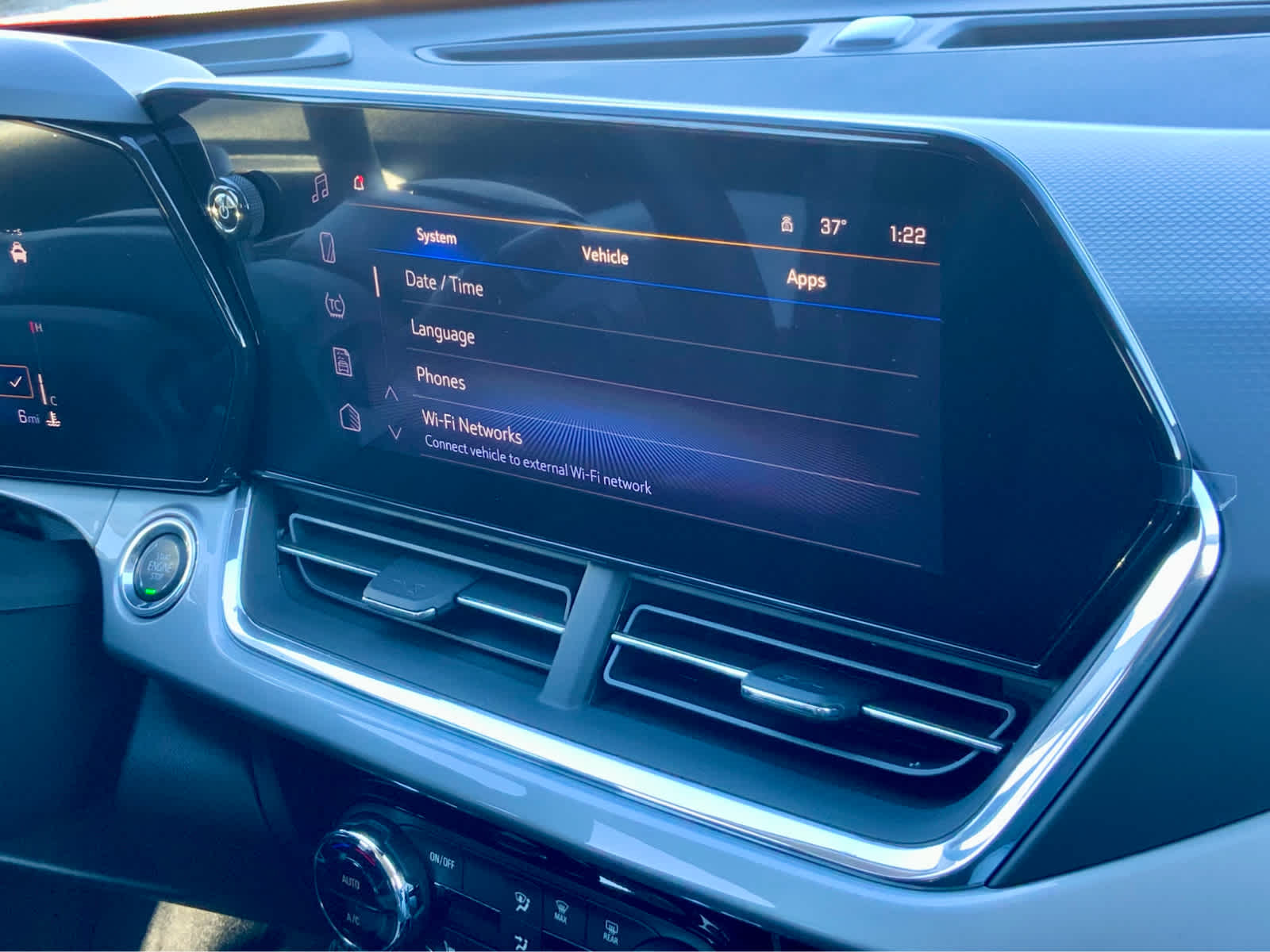 Thumbnail: 2026 Chevrolet Trax - 40