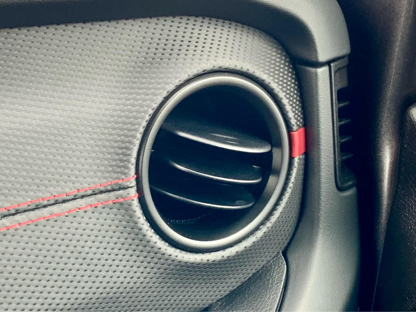 Thumbnail: 2024 Jeep Wrangler - 46