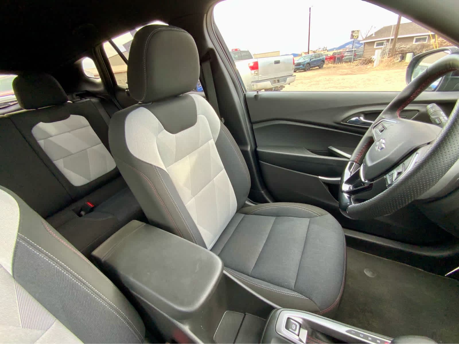 Thumbnail: 2025 Chevrolet Trax - 26