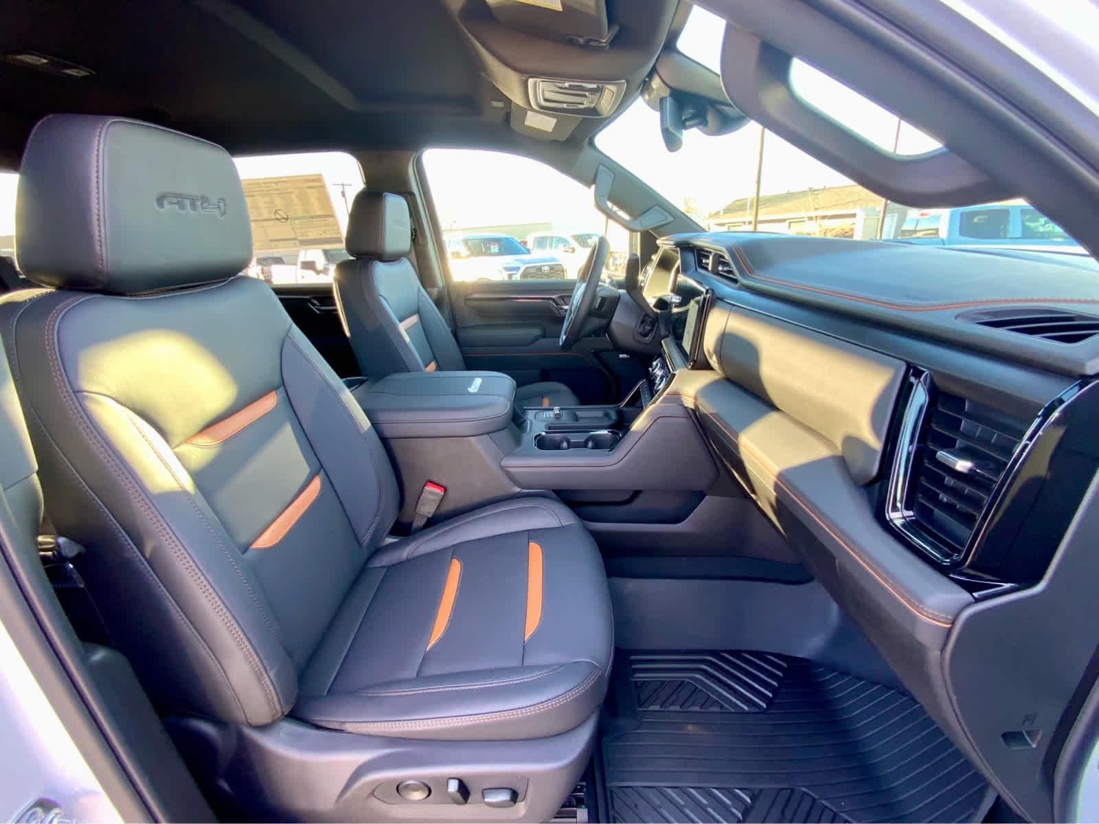 Thumbnail: 2026 GMC Sierra 2500 - 26