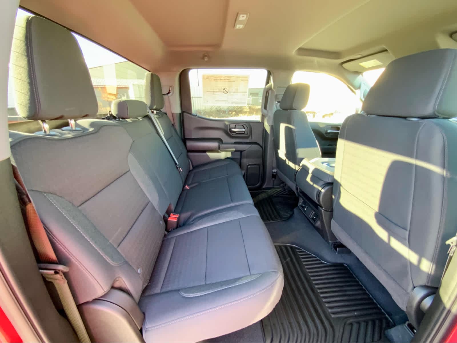 Thumbnail: 2026 Chevrolet Silverado 1500 - 32