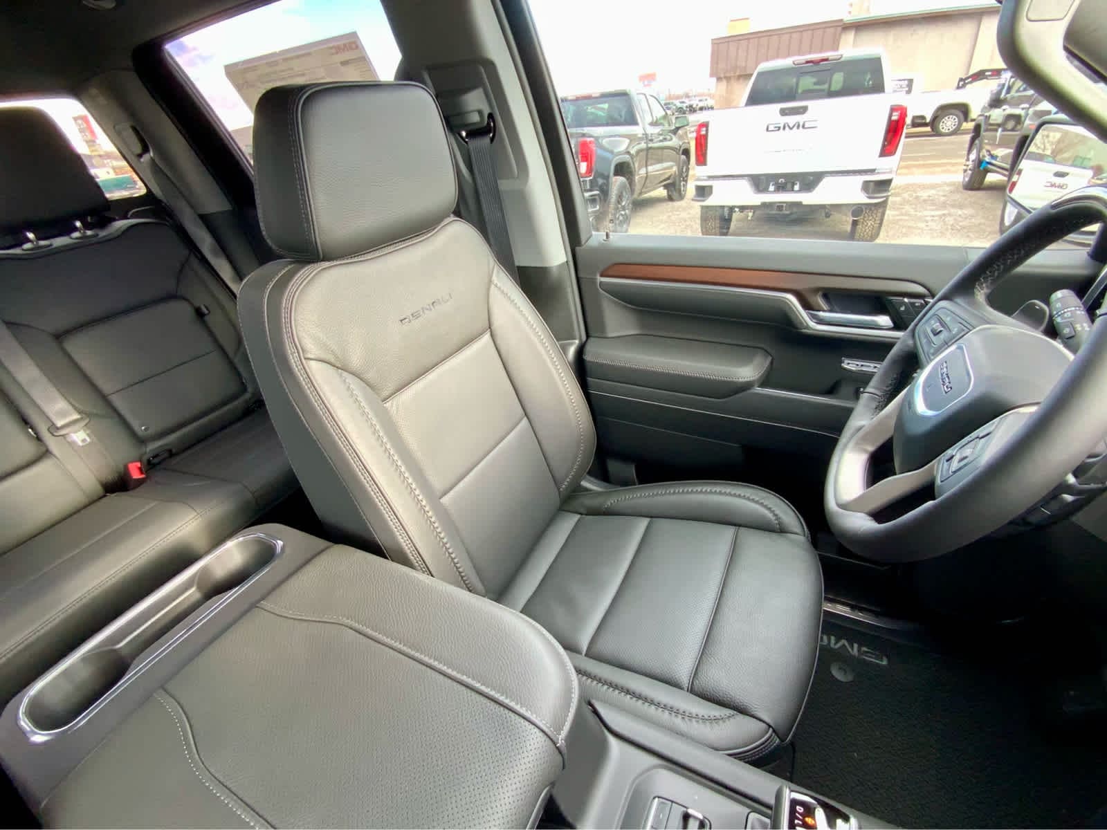 Thumbnail: 2026 GMC Sierra 1500 - 31