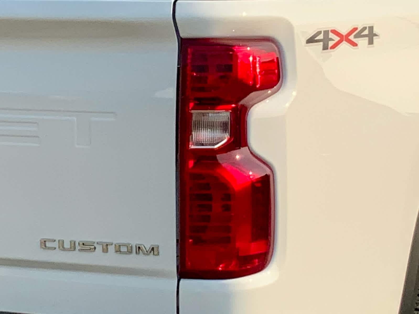 Thumbnail: 2025 Chevrolet Silverado 2500 - 18