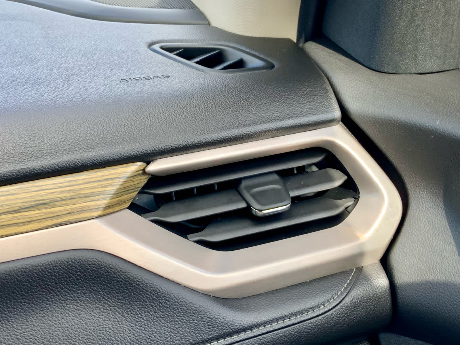 Thumbnail: 2019 GMC Acadia - 48