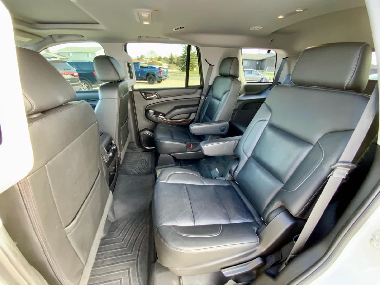 Thumbnail: 2019 Chevrolet Tahoe - 25