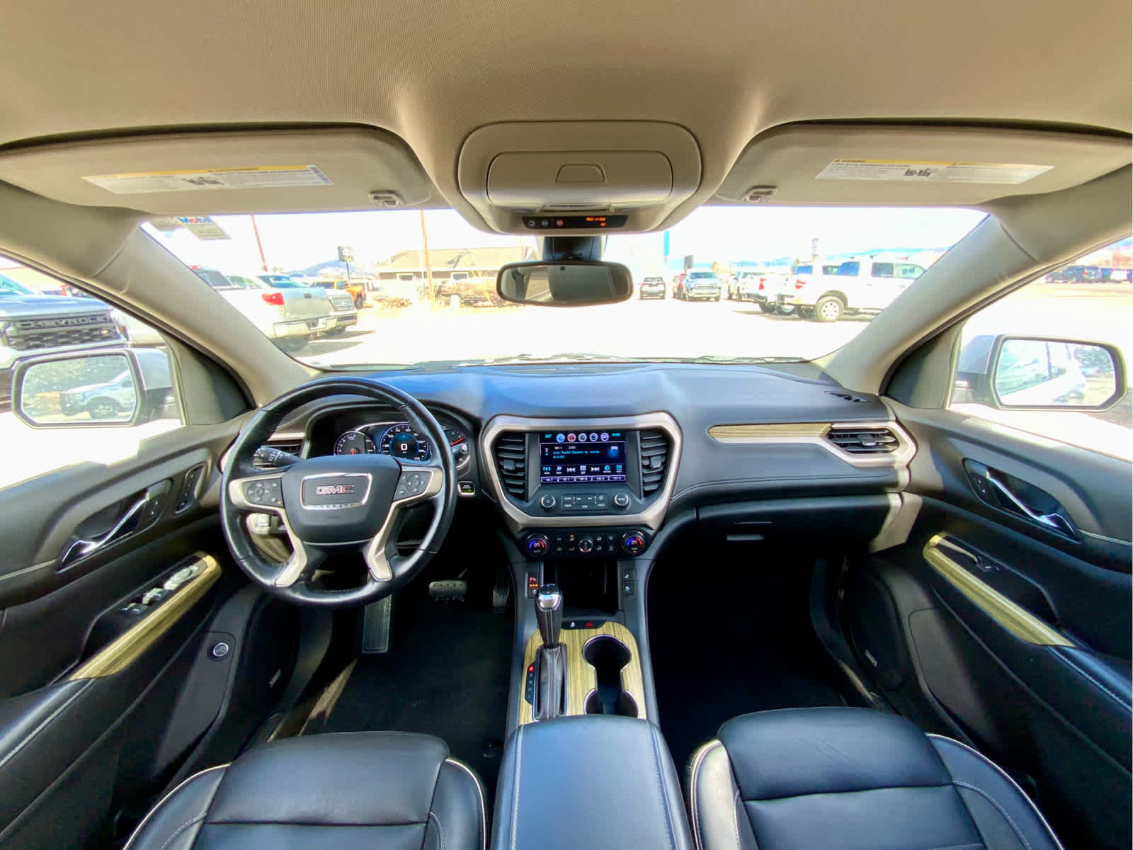 Thumbnail: 2019 GMC Acadia - 31