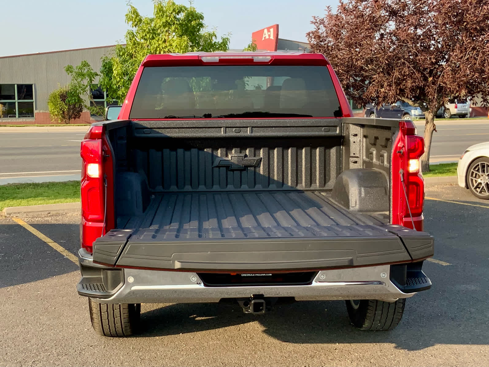 Thumbnail: 2026 Chevrolet Silverado 1500 - 19