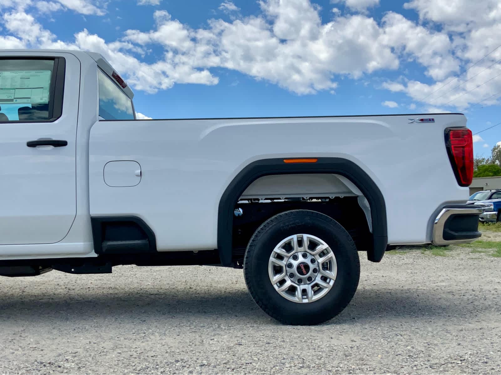 Thumbnail: 2026 GMC Sierra 2500 - 12