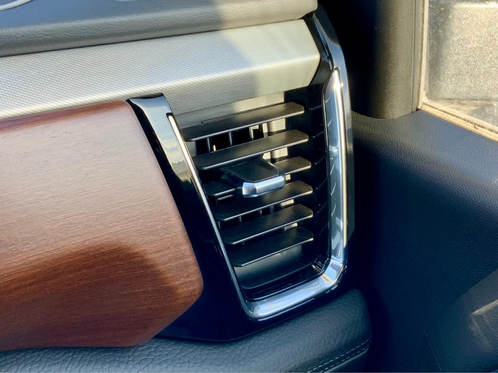 Thumbnail: 2026 GMC Sierra 2500 - 46