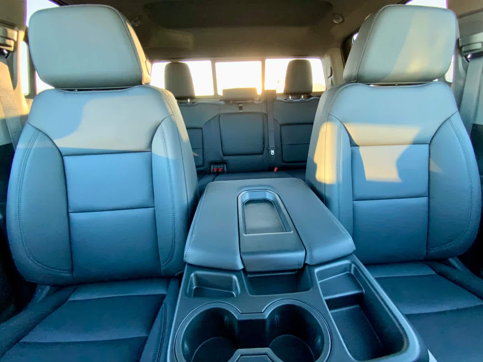 Thumbnail: 2026 Chevrolet Silverado 2500 - 32