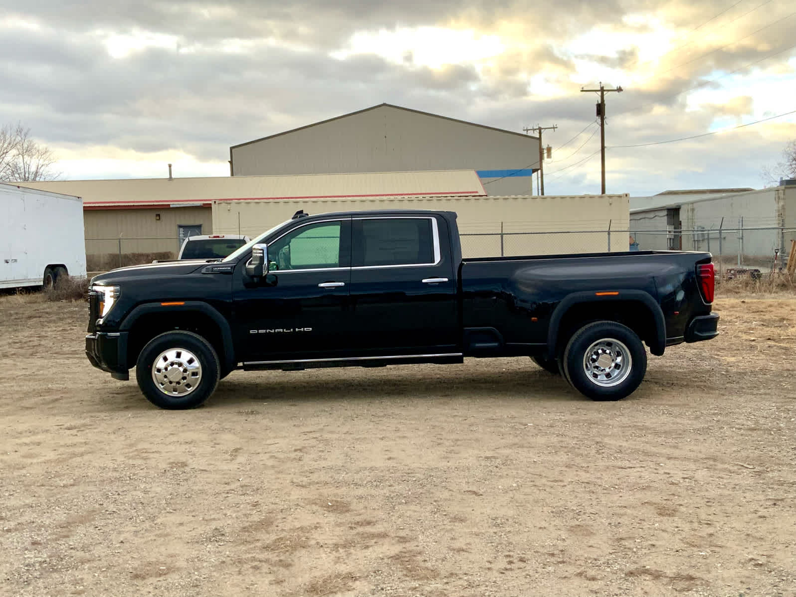 Thumbnail: 2026 GMC Sierra 3500 - 2