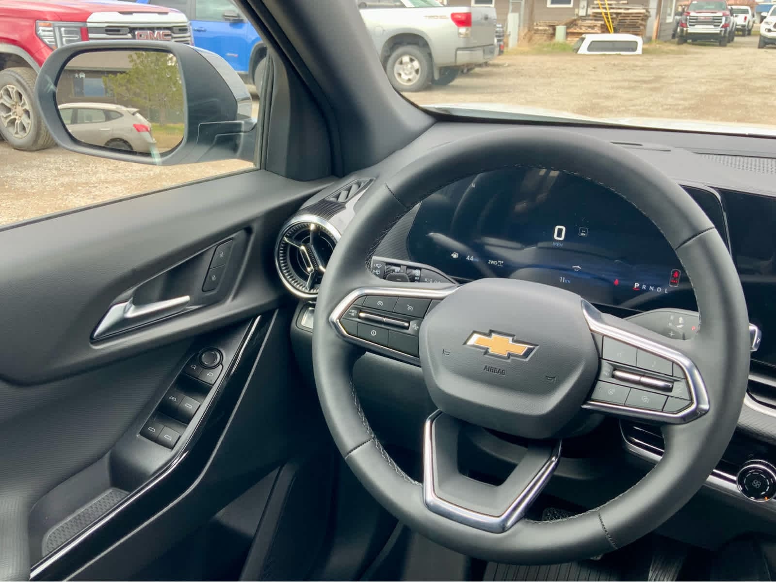 Thumbnail: 2026 Chevrolet Equinox - 36