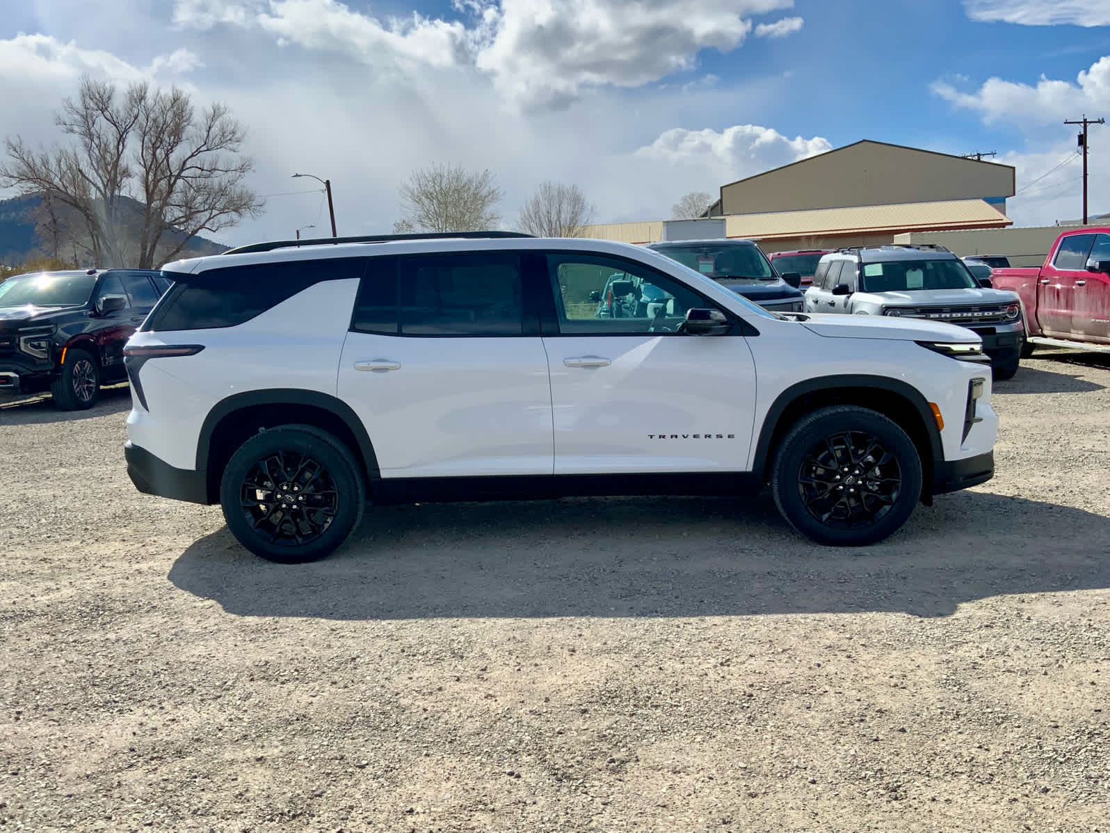 Thumbnail: 2026 Chevrolet Traverse - 6