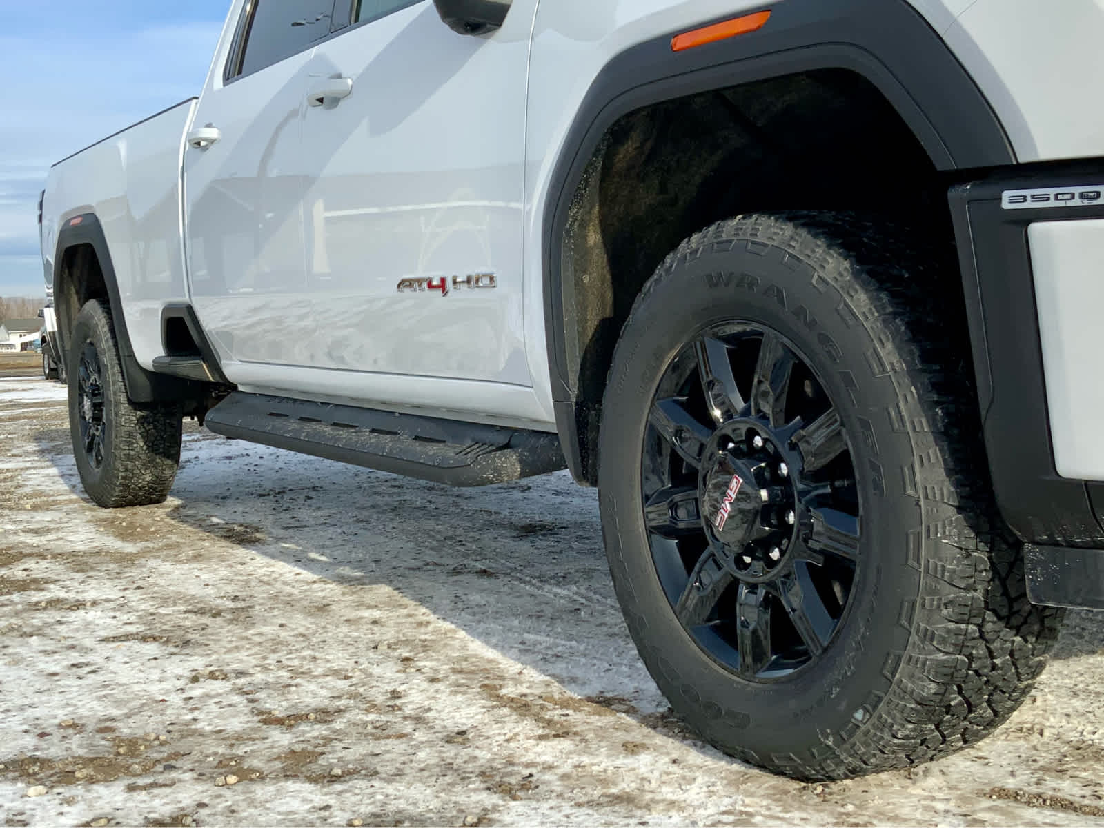 Thumbnail: 2026 GMC Sierra 3500 - 18