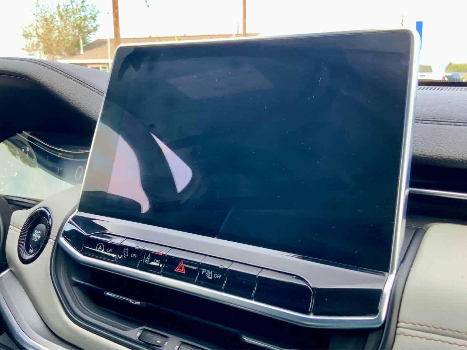 Thumbnail: 2023 Jeep Compass - 46