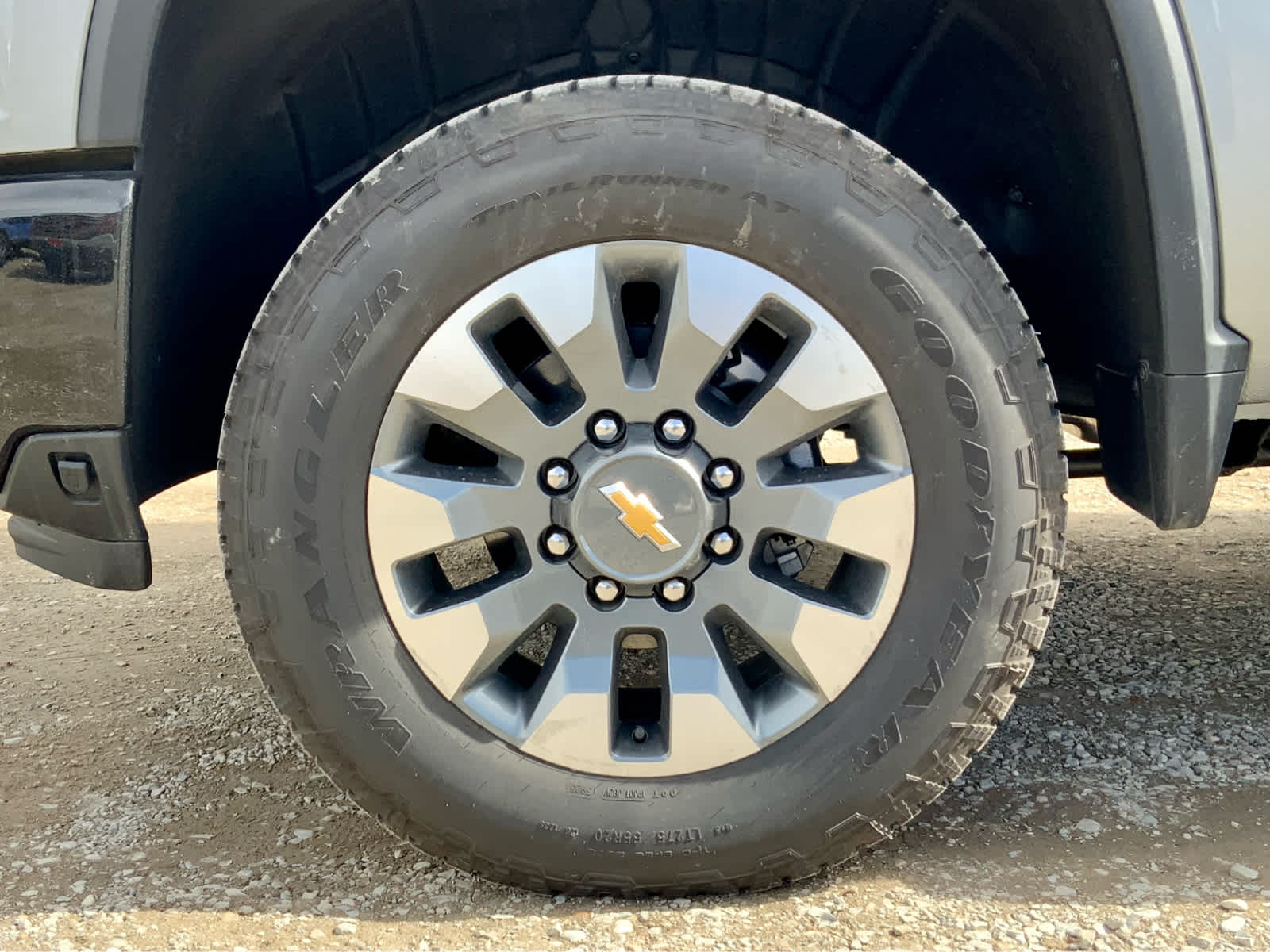 Thumbnail: 2026 Chevrolet Silverado 2500 - 17