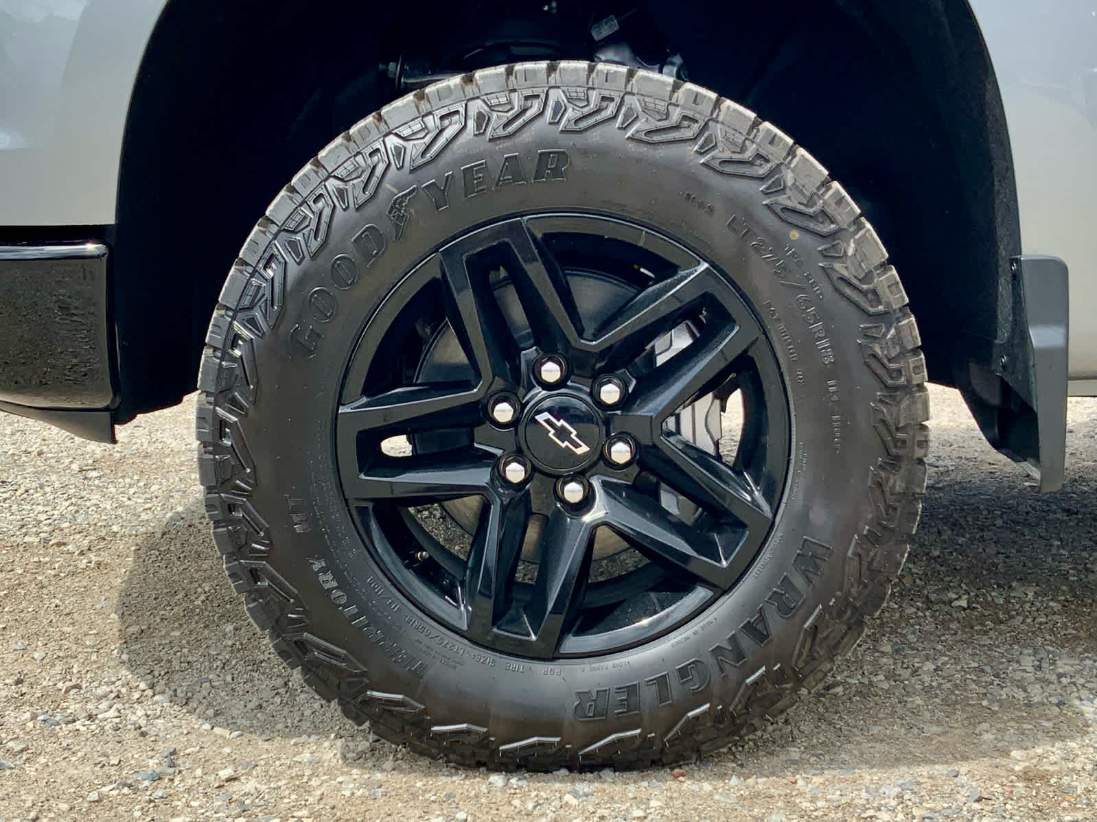 Thumbnail: 2026 Chevrolet Silverado 1500 - 16