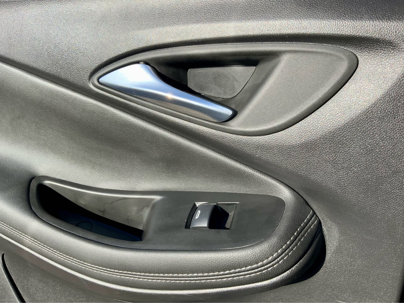 Thumbnail: 2023 Buick Encore GX - 50