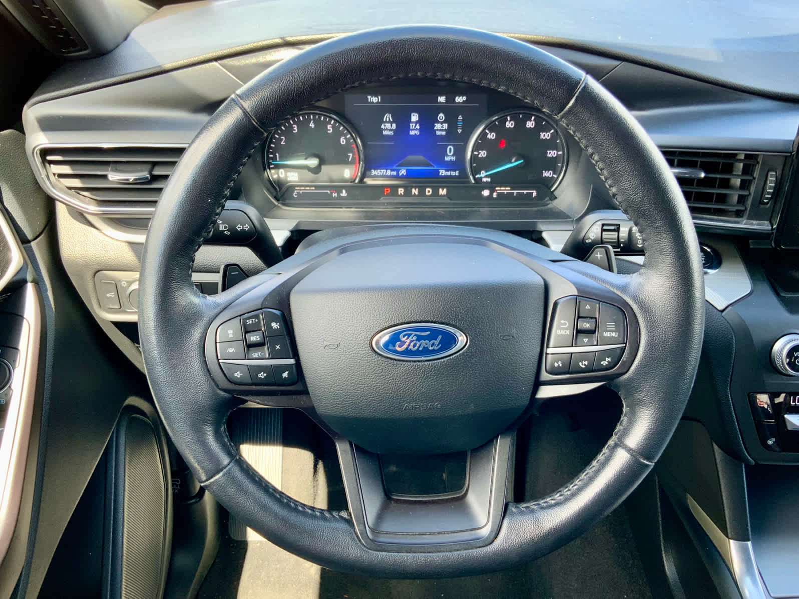 Thumbnail: 2020 Ford Explorer - 43
