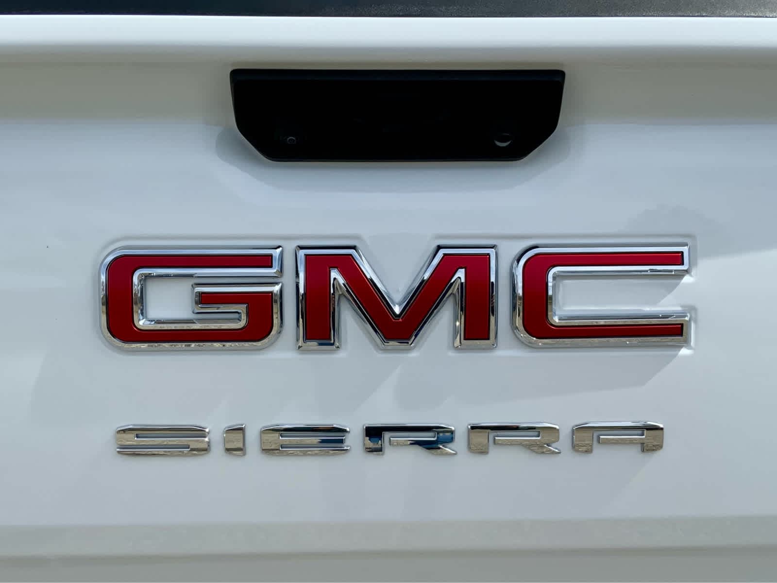 Thumbnail: 2025 GMC Sierra 1500 - 24