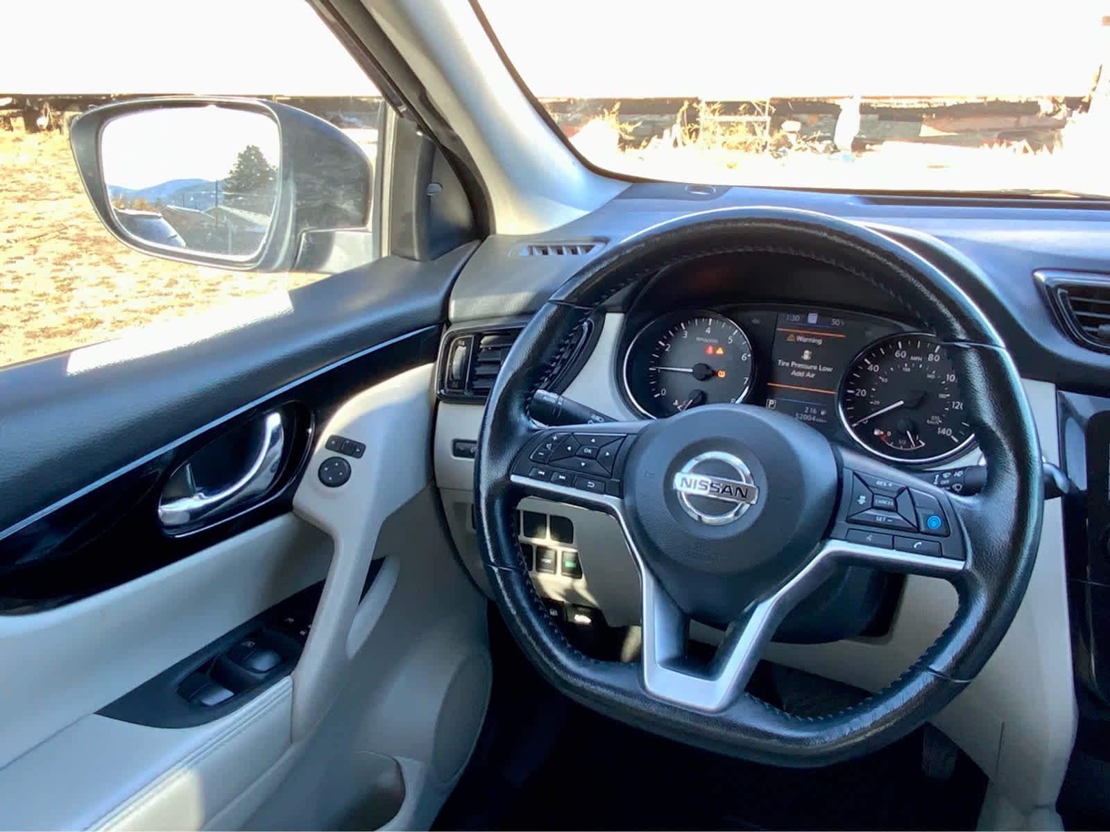 Thumbnail: 2022 Nissan Rogue Sport - 37