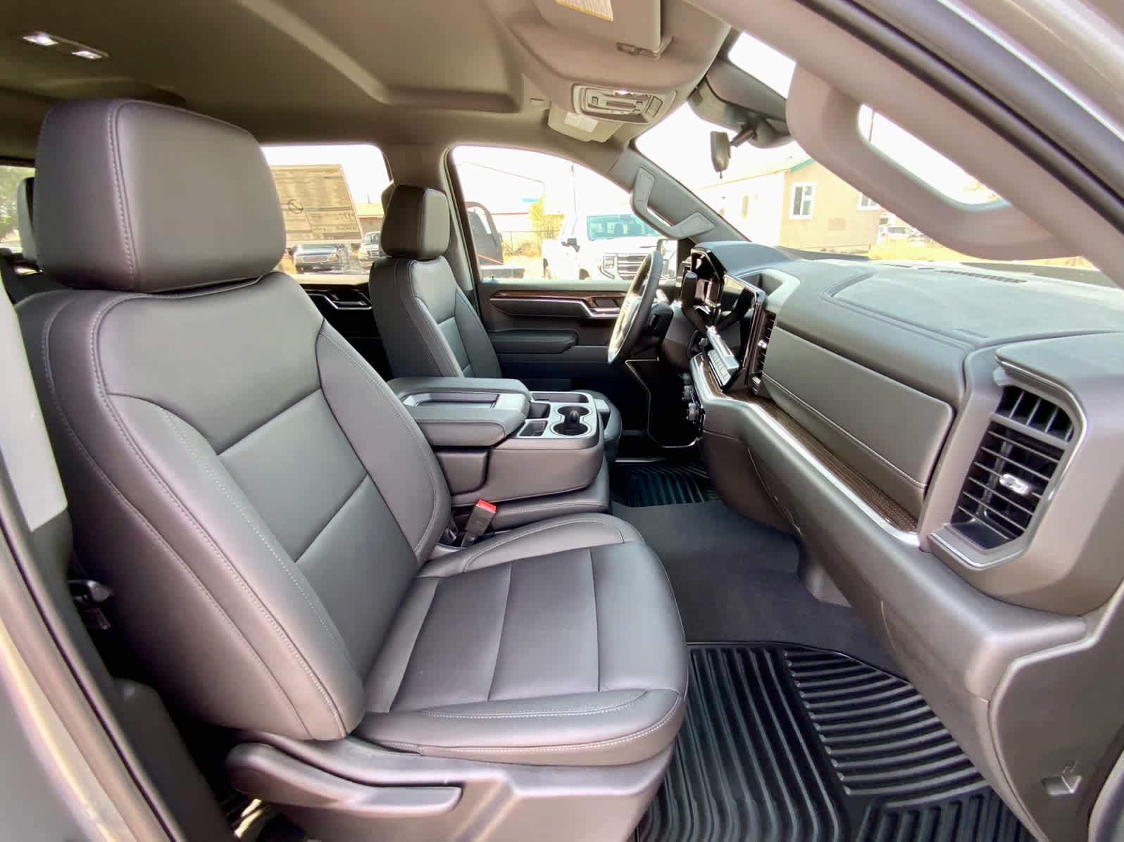 Thumbnail: 2026 Chevrolet Silverado 1500 - 28